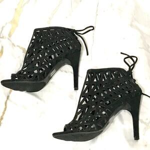 Zigi Soho Black Suede Laser Cut Cutout High Heel Women Sandals size 7.5